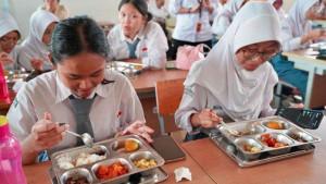 Ilustrasi-siswa-penerima-MBG.jpg
