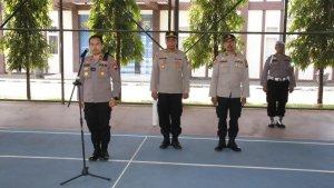 Kapolres-Sumenep-AKBP-Edo-Satya-Kentriko-lepas-100-personel-membantu-pengamanan-Pilkades.jpg