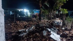 Kerusakan-bangunan-akibat-gempa-di-wilayah-Kecamatan-Wongsorejo-Banyuwangi.jpg
