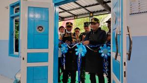 LAUNCHING-MBG-Bupati-H-Slamet-Junaidi-saat-meresmikan-Satuan-Pelaya.jpg