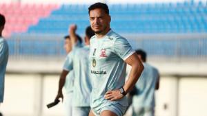 Lulinha-Striker-Madura-United-FC-yang-dimungkinkan-absen-melawan-PSBS-Biak.jpg