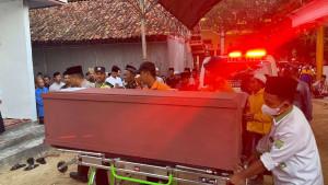 MASIH-BERDUKA-Suasana-saat-pemulangan-korban-runtuhnya-bangunan-Ponpes.jpg