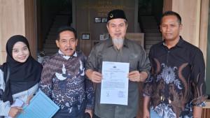 MERASA-DIRUGIKAN-Anggota-DPRD-Sumenep-Badrul-Aini-resmi-melaporkan.jpg