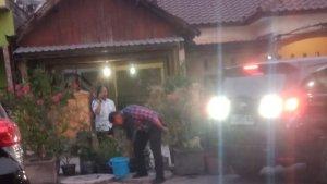 Penggeledahan-KPK-di-rumah-Blok-U-Perumahan-Barisan-Indah-Sampang.jpg