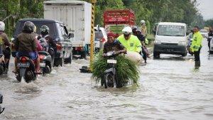 Pintu-masuk-Kota-Sumenep-Jl-Raya-Sumenep-Pamekasan-Desa-Patean.jpg