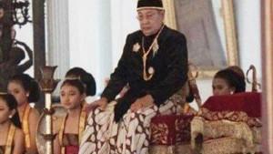 Raja-Keraton-Kasunanan-Surakarta-Sinuhun-Pakubuwono-XIII-tutup-usia-pada-Minggu-2112025.jpg