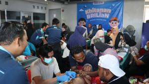 SOSIAL-Tampak-suasana-kegiatan-Khitanan-BRILiaN-yang-digelar-BRI-Cabang.jpg