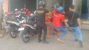 Satnarkoba-Polres-Bangkalan-menangkap-kurir-sabu-berinisial-warga-Kecamatan-Ketapang-Sampang.jpg