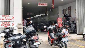 Suasana-bengkel-Honda-Anugrah-Jaya-Bangkalan-Rabu-29102025.jpg