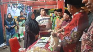 Tampak-suasana-sejumlah-stand-Festival-Desa-Wisata-Sumenep-yang.jpg