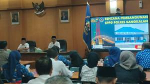 Wakil-Bupati-Bangkalan-Fauzan-Jafar-bersama-Satgas-MBG-memanggil-17-kepala-dapur-SPPG.jpg