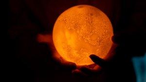 arti-mimpi-gerhana-bulan-menurut-primbon-jawa.jpg