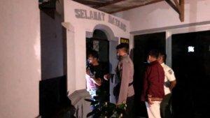 tim-gabungan-satgas-covid-19-nganjuk-saat-menggelar-razia-di-tempat-hiburan.jpg