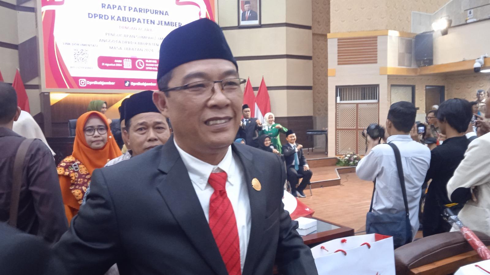Sosok Pedagang Jamu yang Dilantik Jadi Anggota DPRD Jember, Sudah Ketiga Kalinya