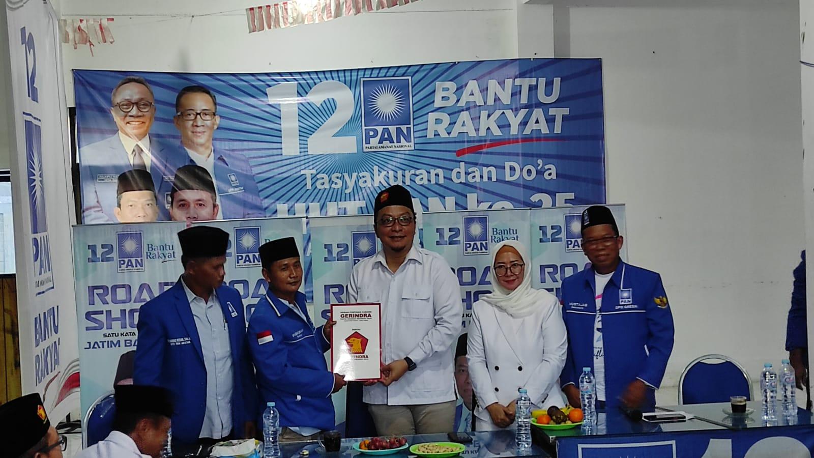 Jelang Pilkada Gresik 2024, Rival Gus Yani Daftar Calon Bupati ke PKB hingga PDI Perjuangan