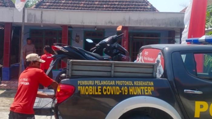 Barang-bukti-motor-yang-dicuri-oleh-dua-remaja-di-Lamongan.jpg