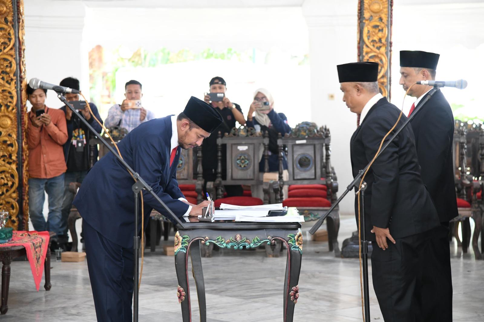 Bupati-Sumenep-Achmad-Fauzi-Wongsojudo-resemi-mutasi-sembilan-pimpinan.jpg