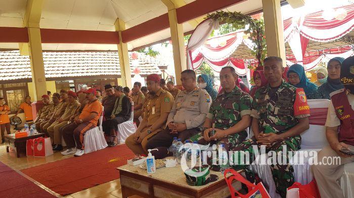 Camat Talango Sambut Meriah Kedatangan Bupati Achmad Fauzo di Acara Sosialisasi Deteksi Dini PTM