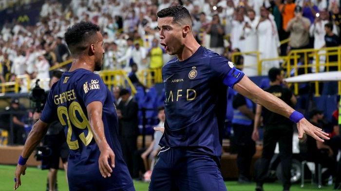 Cristiano-Ronaldo-lakukan-selebrasi-setelah-mencetak-gol-untuk-Al-Nassr.jpg