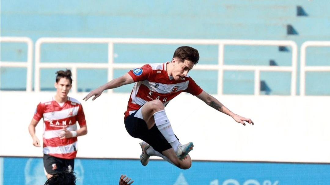 Francisco-Rivera-mencetak-gol-untuk-Madura-United.jpg