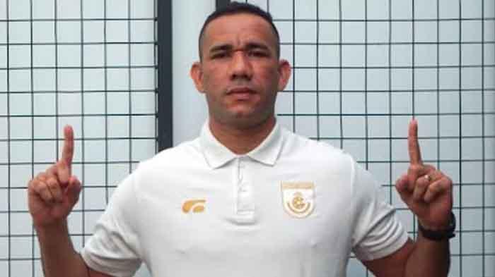 Menanti Tuah Magis Jose Wilkson Bawa Gresik United Naik Kasta ke Liga 1