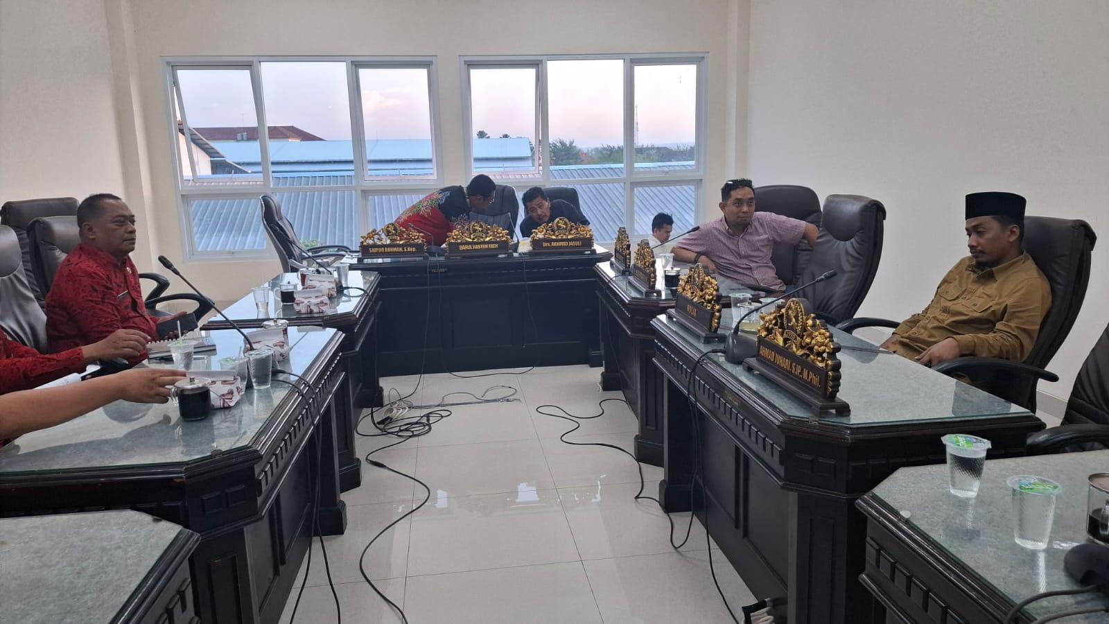 Proyek Tablet Rp 500 Juta di DPRD Sumenep Jadi Sorotan, Penyedia Ngaku Sudah Keluar Uang Besar