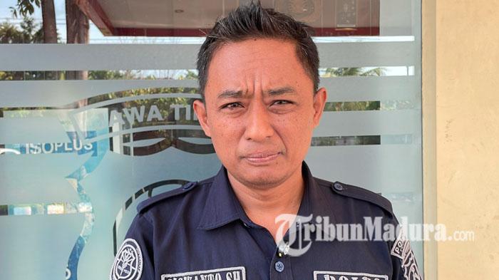 Kasi-Humas-Polres-Tuban-Iptu-Siswanto-memberikan-keterangan-terkait-konser-denny-caknan.jpg
