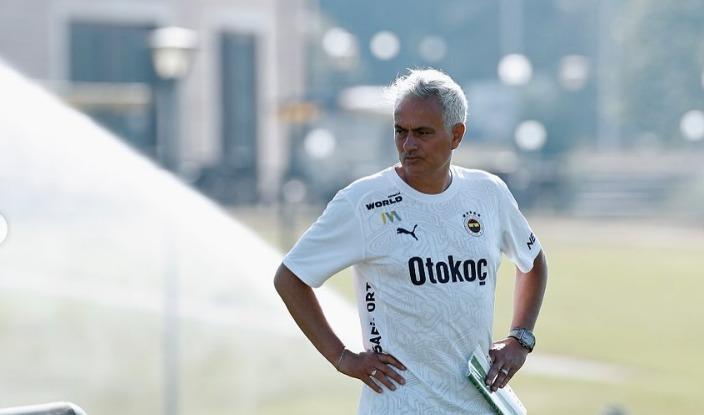 PROFIL-JOSE-MOURINHO.jpg