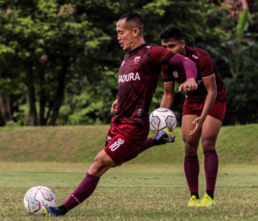 Pemain-Madura-United-berlatih-jelang-hadapi-Arema-FCu.jpg