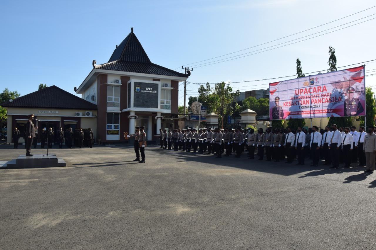 Polres-Pamekasan-menggelar-upacara-peringatan-Hari-Kesaktian-Pancasila.jpg