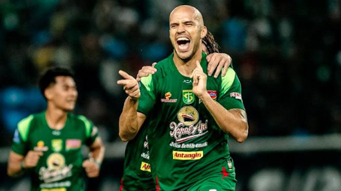 Uston Belum Garansi Starter untuk Risto Mitrevski dan Koko Ari