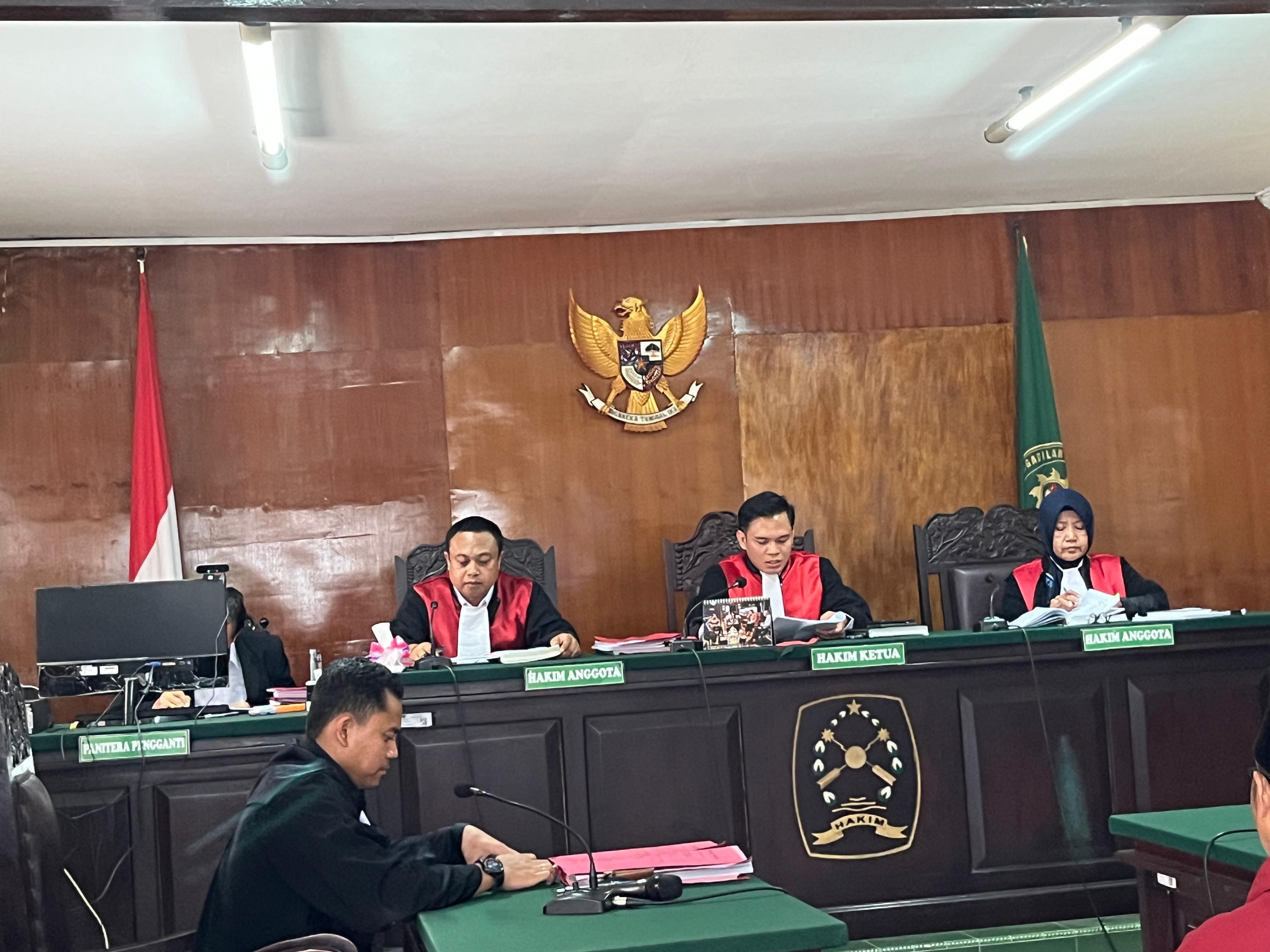 Sidang-putusan-kasus-kyai-cabul-Kediri-yang-berlangsung-di.jpg
