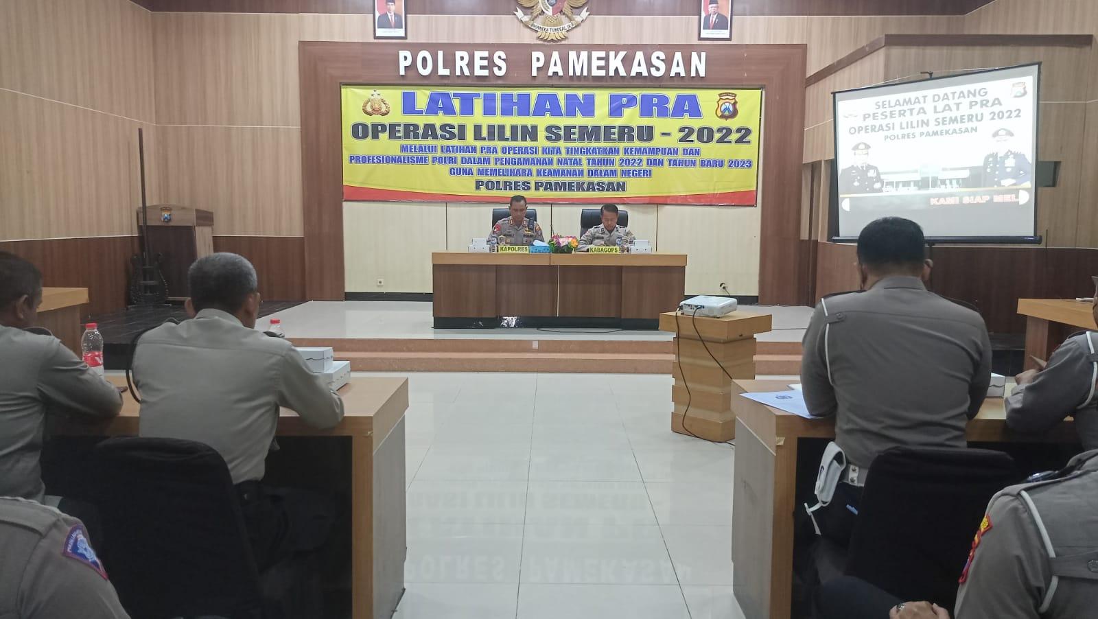 Suasana-saat-Polres-Pamekasan-Madura-latihan-pra-operasi-Latpra-Ops-Lilin-Semeru-20.jpg