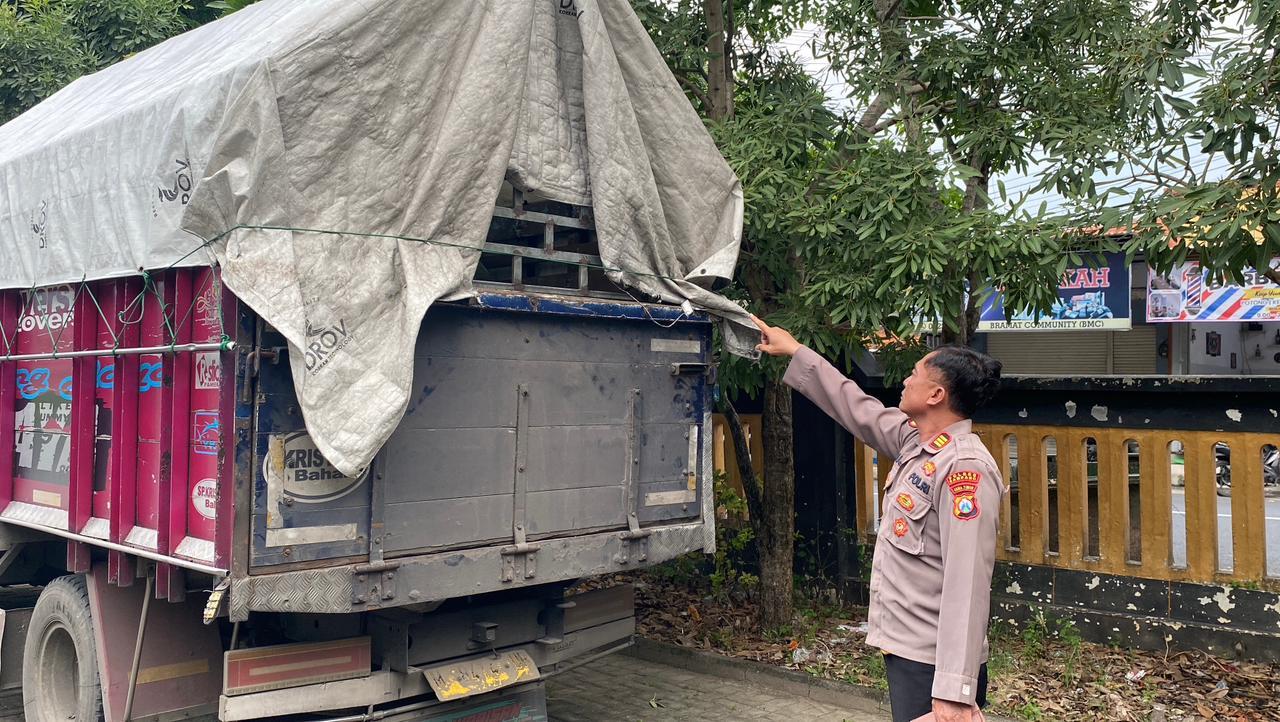 Peredaran 192 Ribu Batang Rokok Ilegal di Sampang Digagalkan Aparat, Dua Orang Diamankan