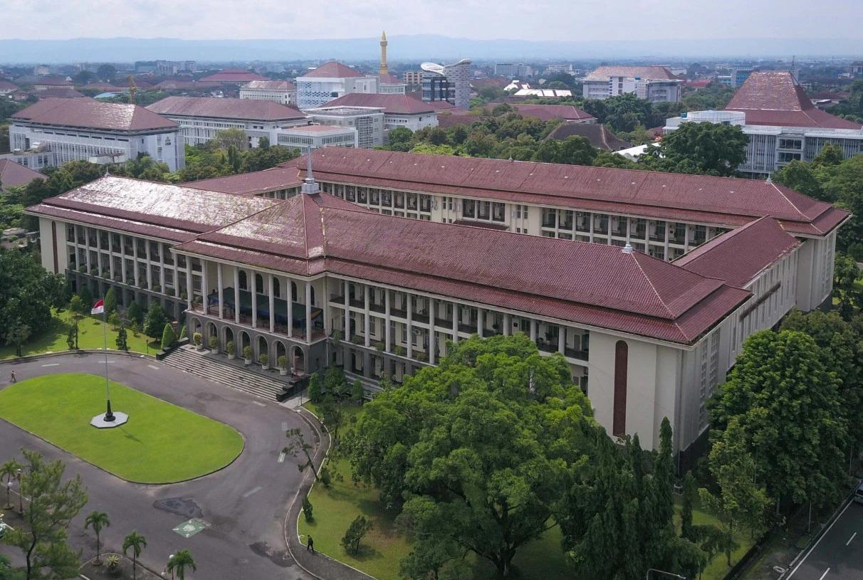 Universitas-Gadjah-Mada.jpg