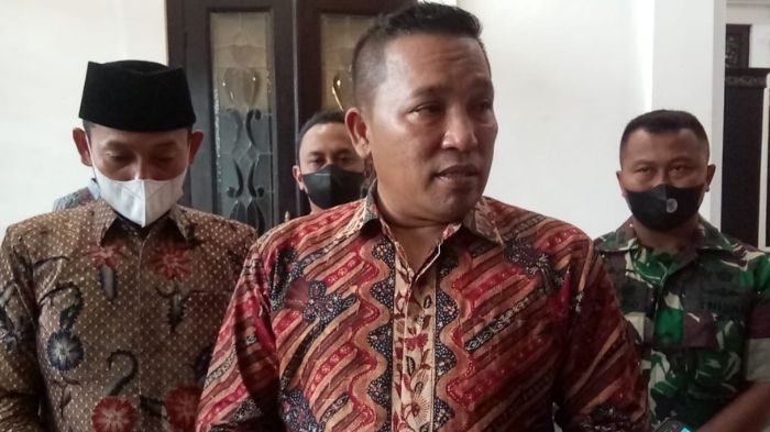 Merebaknya Penyakit Mulut dan Kuku, Bupati Sampang Pastikan Percepatan Obat dan Vaksin PMK
