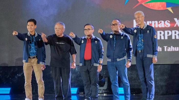 ganjar-pranowo-saat-menghadiri-pekan-olahraga-nasional-korps-pegawai-republik-indonesia.jpg