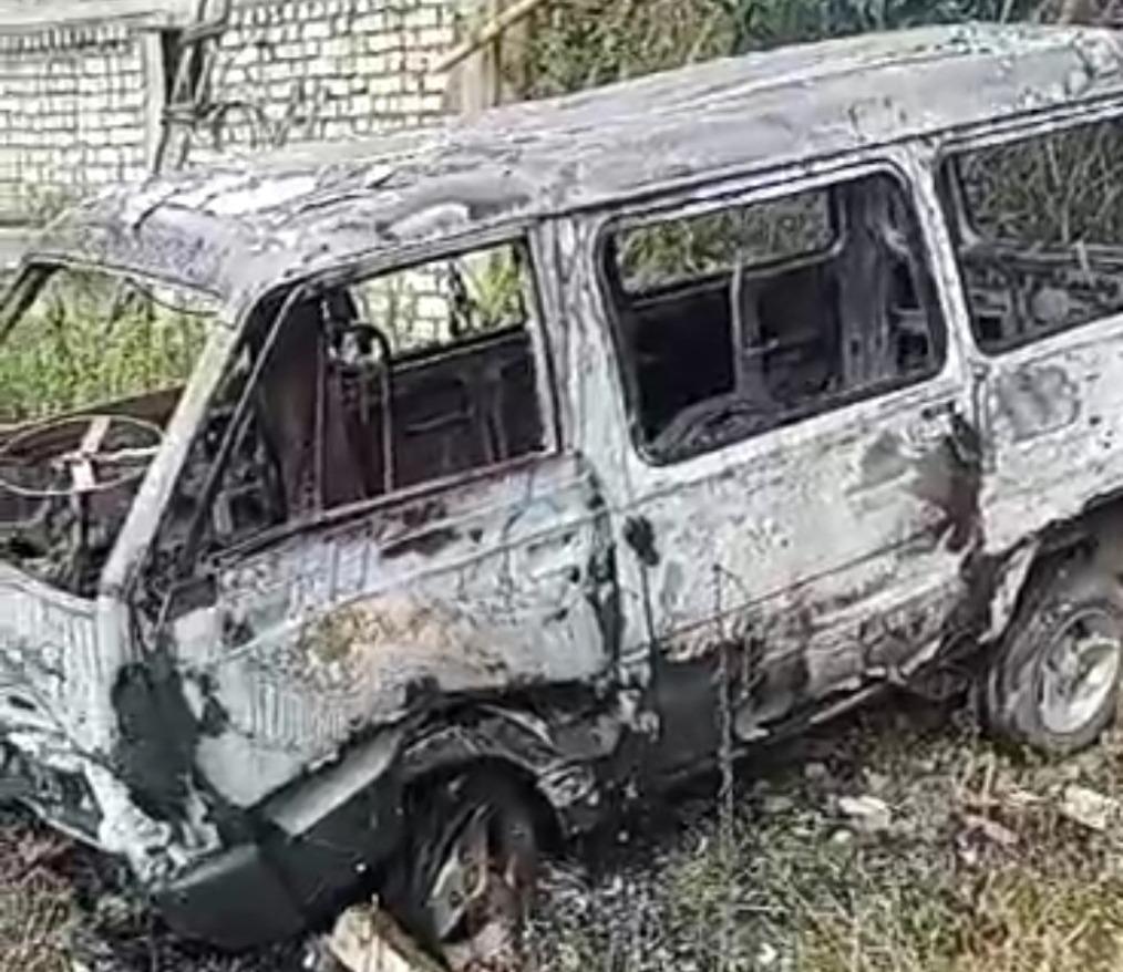 Emak-emak di Sampang Kemudikan Suzuki Carry ke Pasar saat Hujan, Berakhir Terjun ke Jurang