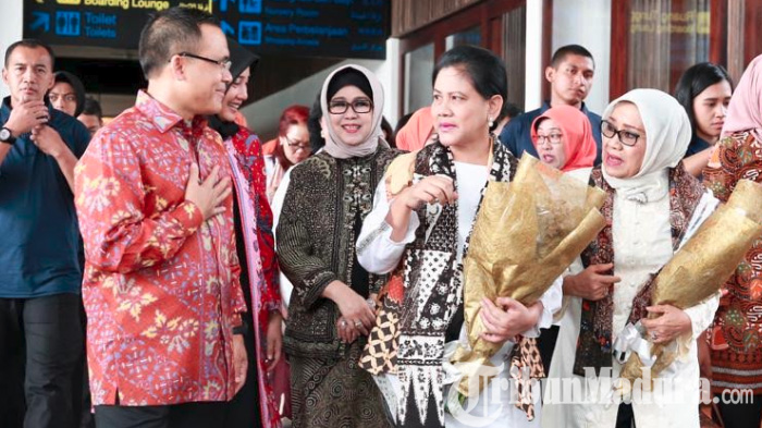 Bikin Iriana Jokowi Tergelak Tenangkan Siswa Pakai Bahasa Using, Guru di Banyuwangi Dapat Magic Com