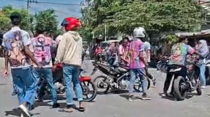 ilustrasi-kelulusan-ilustrasi-pelajar-ilustrasi-konvoiRemaja-mengenakan-seragam-SMA-coretan.jpg
