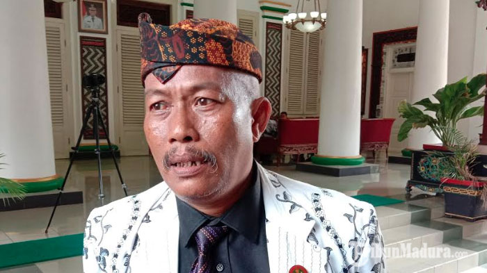 ketua-pgri-pamekasan-mohammad-sahid-saat-ditemui.jpg