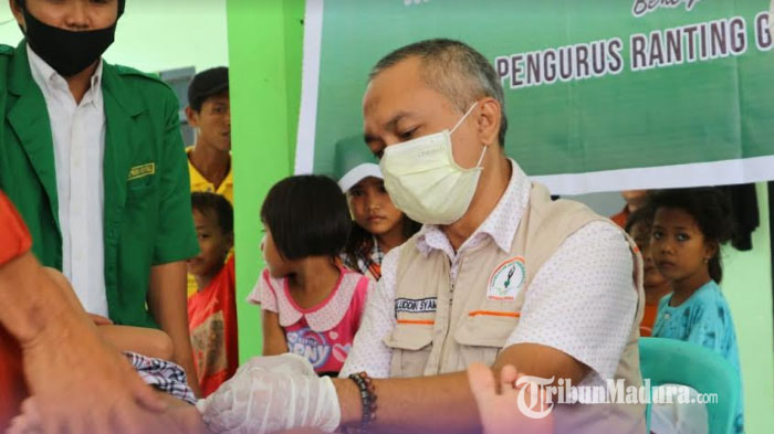 PSBB Khitan Gratis 23 Anak Desa Mangar Pamekasan, Gandeng JCP dan Pengurus Ranting GP Ansor Mangar