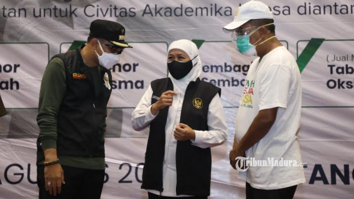 Gubernur Khofifah Klaim PPKM Level 4 Berhasil Landaikan Kasus Covid-19 d Jatim sampai 50 Persen