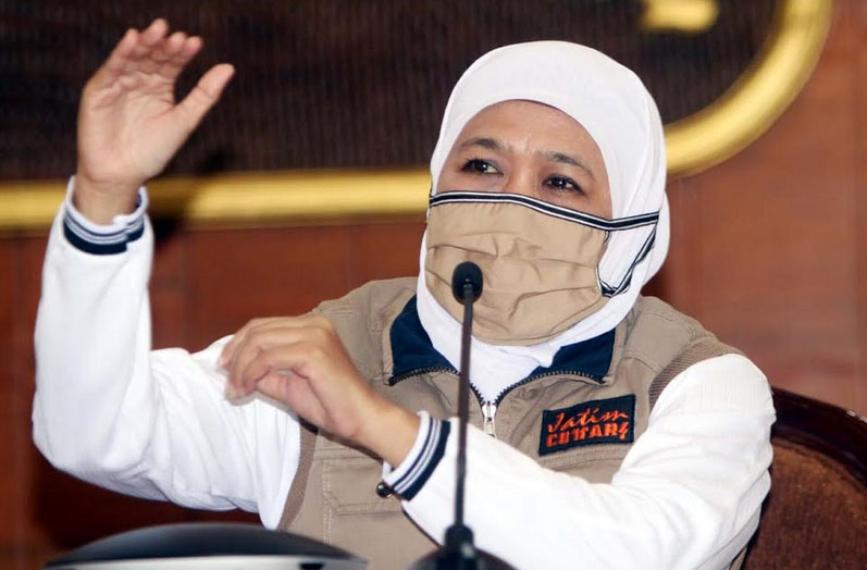 khofifah-indar-parawansa-memastikan-bahwa-spp-bagi-seluruh-siswa-smasmk-negeri.jpg