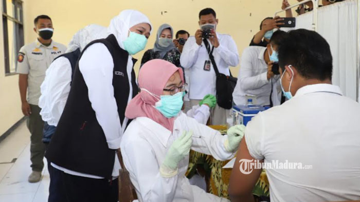 Gubernur Khofifah Pastikan Pembelajaran Tatap Muka Bisa Dilaksanakan Jika Daerah Penuhi Syarat ini