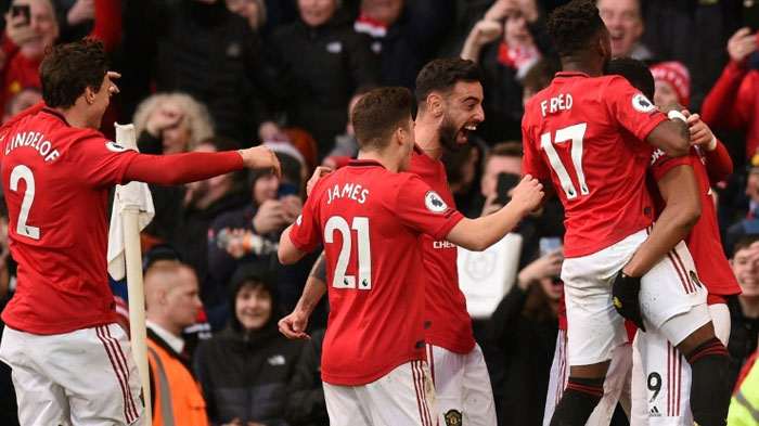 manchester-united-kini-bisa-mempertahankan-puncak-klasemen-liga-inggris.jpg