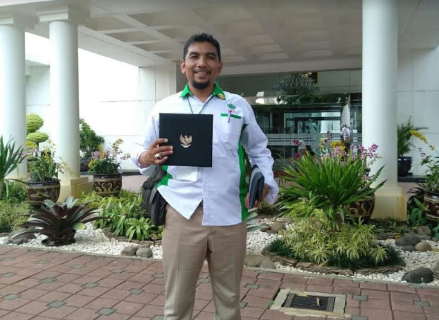 marsuto-alfianto-ketua-lbh-pusara-pamekasan-yang-sekaligus-pengacara-kondang.jpg