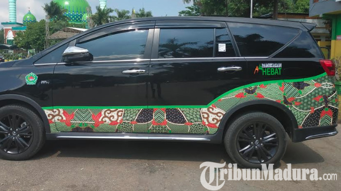 Pamekasan Branding 90 Mobil Dinas Dengan Motif Batik Sekar Jagad, Ini Makna & Filosofi yang Diusung