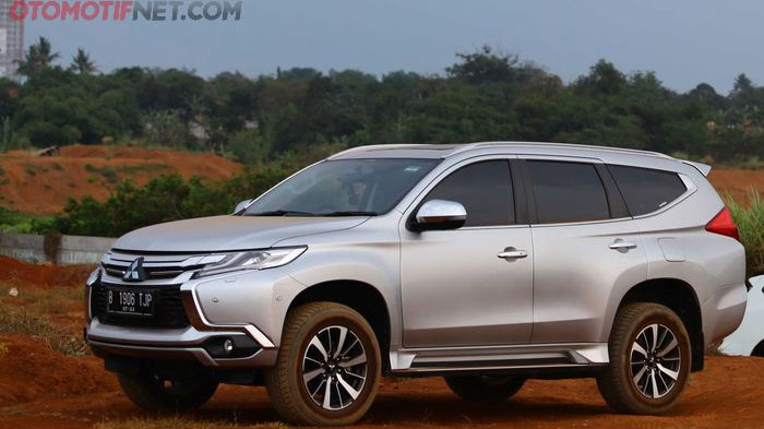 mobil-pajero-sport-dakar.jpg