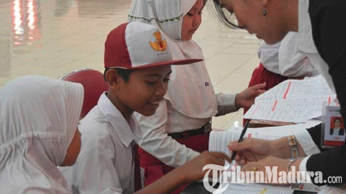 Partisipasi Sekolah Rendah, Pelajar di Banyuwangi Tiap Hari Diberi Uang Saku Pemkab, Segini Nilainya
